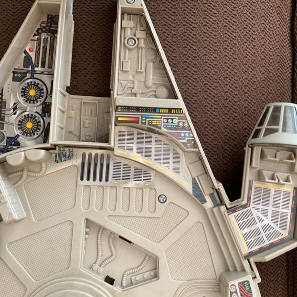 1995 Millennium Falcon Star Wars made by Galoob Toys - Picture 9 of 16